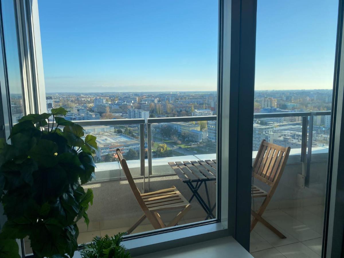 Fantastic View From The 20Th Floor Lejlighed Bratislava Eksteriør billede